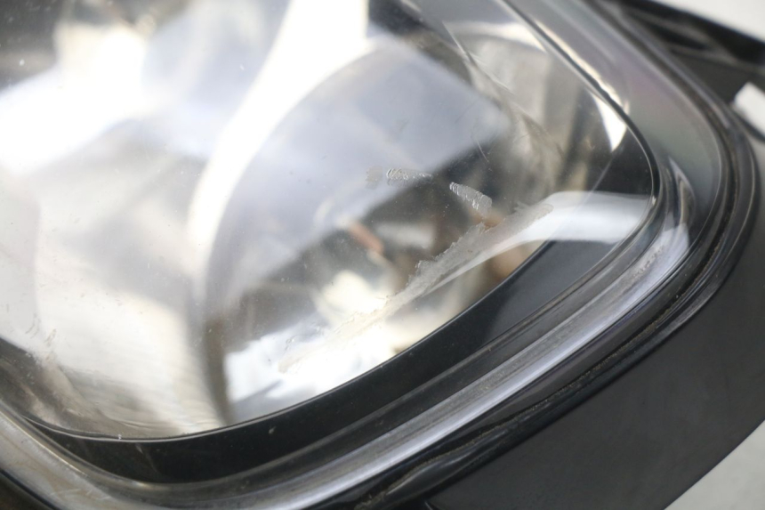 photo de REFLEKTOR PRZEDNI YAMAHA BW'S 50 (2004 - 2017) - Stan powierzchni