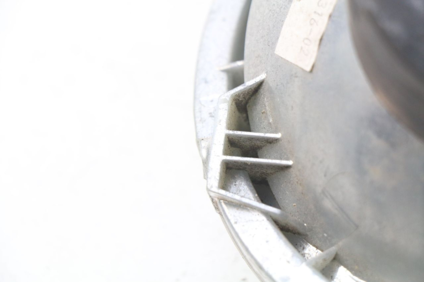 photo de REFLEKTOR PRZEDNI YAMAHA BW'S BWS 125 (2010 - 2013) - Zoom stanu zużycia