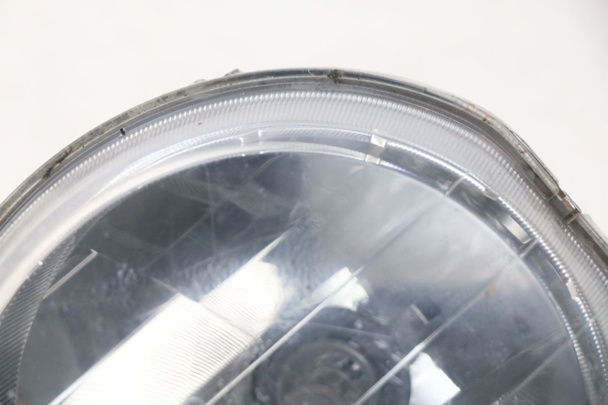 photo de REFLEKTOR PRZEDNI YAMAHA BW'S BWS 125 (2010 - 2013) - Oznaczenia i referencje