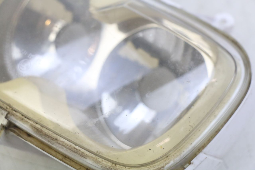 photo de REFLEKTOR PRZEDNI YAMAHA BW'S EASY 50 (2013 - 2016) - Zbliżenie techniczne