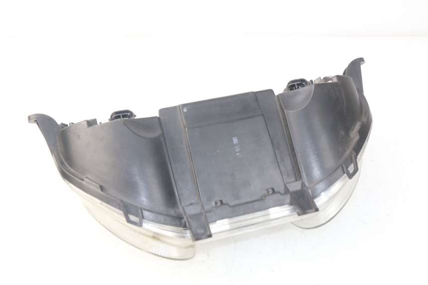 photo de REFLEKTOR PRZEDNI PIAGGIO CARNABY 125 (2007 - 2011) - Zoom stanu zużycia