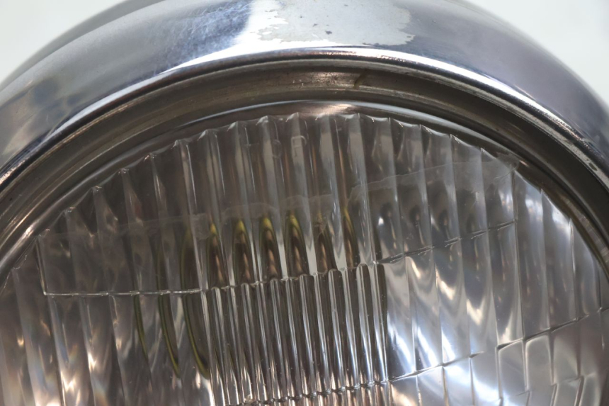 photo de PRZEDNIA LAMPA HONDA CB TWO FIFTY 250 (1991 - 2002) - Szczegół części