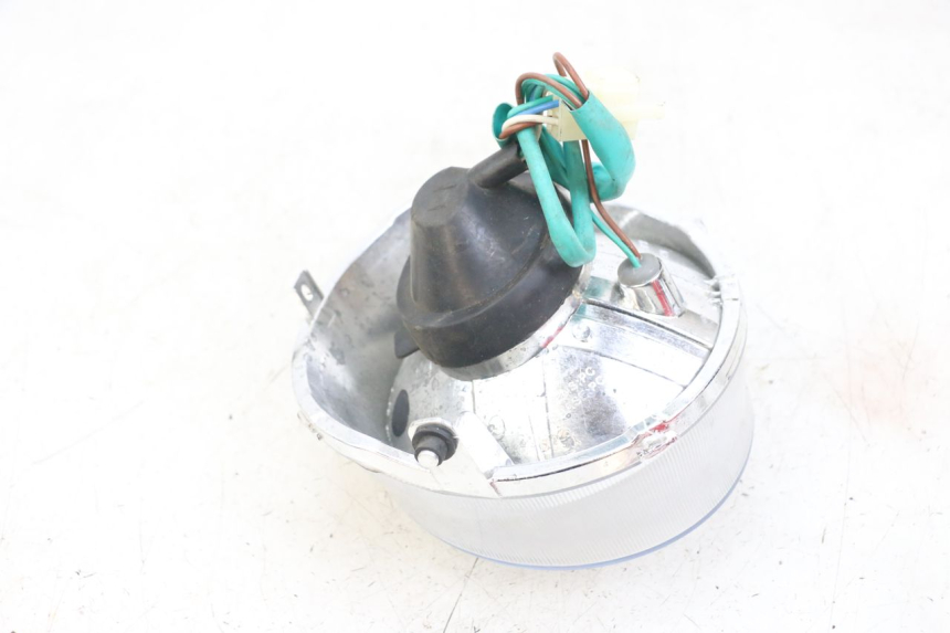 photo de REFLEKTOR PRZEDNI SYM CROX 4T 50 (2016 - 2023) - Zbliżenie techniczne