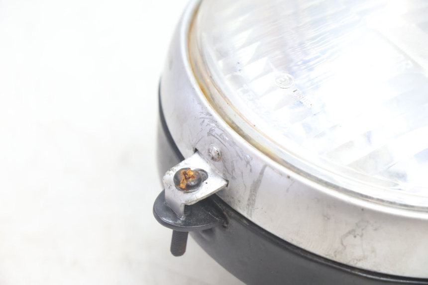 photo de PRZEDNIA LAMPA MBK DAKOTA 50 (2003 - 2008) - Inny kąt widzenia