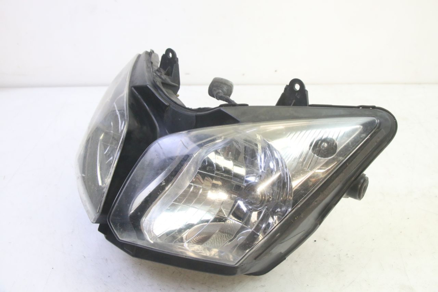 photo de REFLEKTOR PRZEDNI SUZUKI DL V STROM 1000 (2002 - 2007) - Zbliżenie techniczne