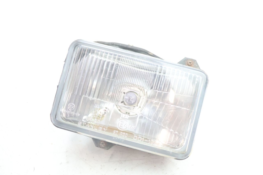 photo de PRZEDNIA LAMPA SUZUKI DR S 600 (1985 - 1989) - Widok główny