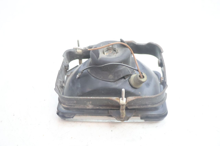 photo de PRZEDNIA LAMPA SUZUKI DR S 600 (1985 - 1989) - Widok ogólny