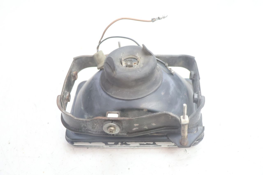 photo de PRZEDNIA LAMPA SUZUKI DR S 600 (1985 - 1989) - Punkty mocowania