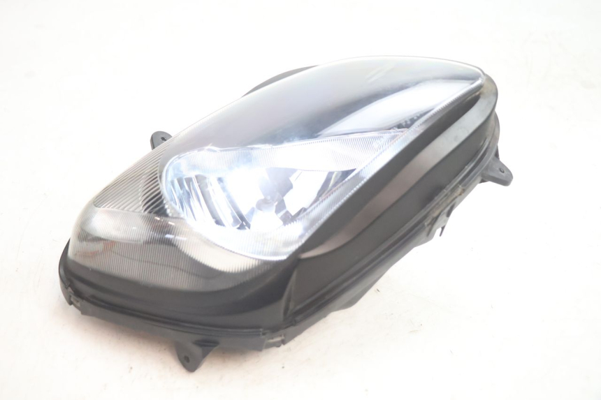 photo de PRZEDNI PRAWY REFLEKTOR SUZUKI BURGMAN EXECUTIVE ABS 650 (2006 - 2012) - Zoom stanu zużycia