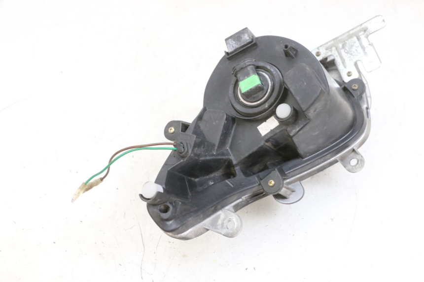 photo de PRAWA LAMPA PRZEDNIA SYM GTS EVO 125 (2009 - 2013) - Punkty mocowania