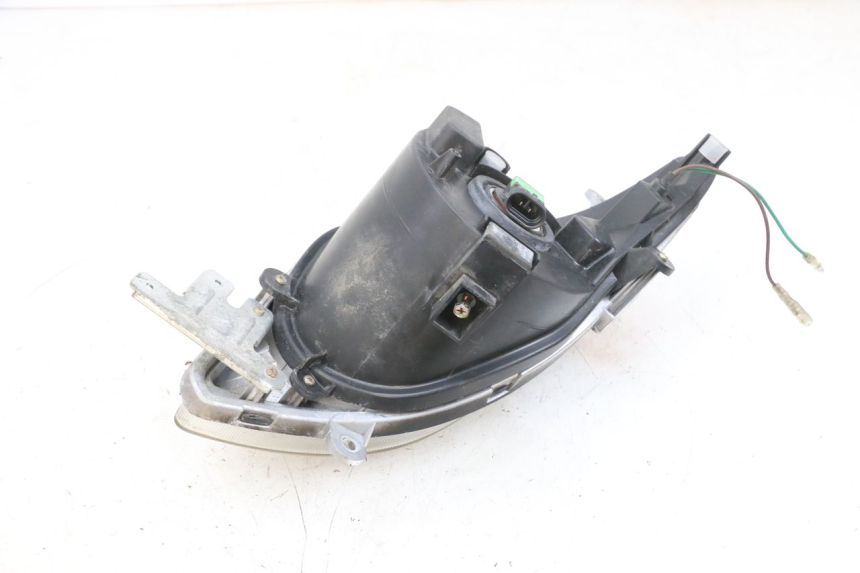 photo de PRAWA LAMPA PRZEDNIA SYM GTS EVO 125 (2009 - 2013) - Stan powierzchni