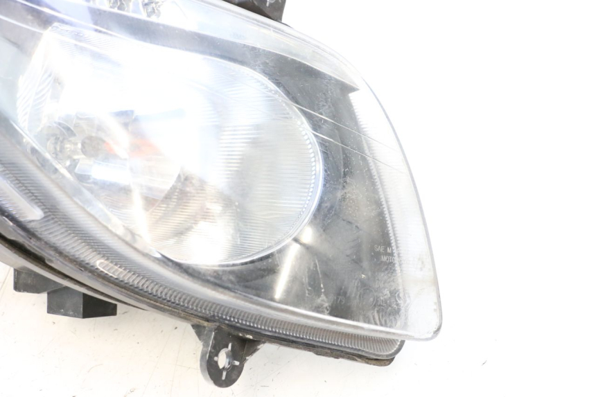 photo de PRAWA LAMPA PRZEDNIA SYM GTS EVO 125 (2009 - 2013) - Inny kąt widzenia