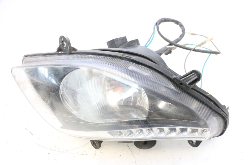 photo de PRAWA LAMPA PRZEDNIA SYM GTS EVO 125 (2009 - 2013) - Zbliżenie techniczne