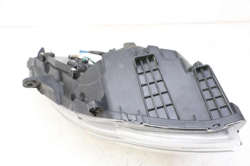 photo de PRAWA LAMPA PRZEDNIA SYM JOYMAX 125 (2010 - 2017) - Punkty mocowania