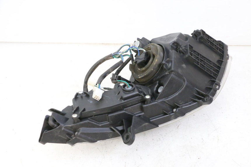 photo de PRAWA LAMPA PRZEDNIA SYM JOYMAX 125 (2010 - 2017) - Stan powierzchni