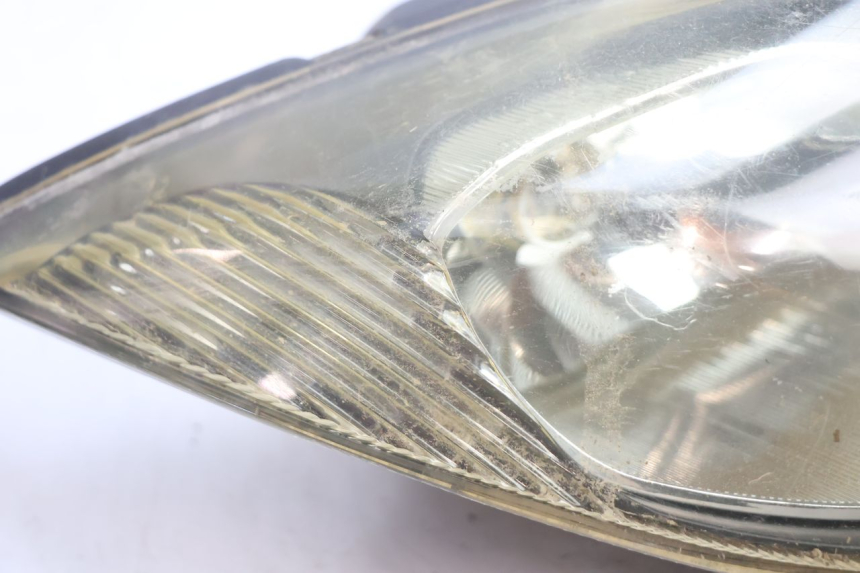 photo de PRZEDNI PRAWY REFLEKTOR KYMCO MXU R 250 (2004 - 2010) - Zoom stanu zużycia