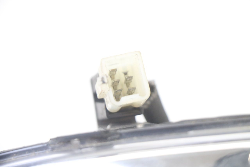 photo de PRAWA LAMPA PRZEDNIA PEUGEOT SATELIS 125 (2013 - 2018) - Widok produktu