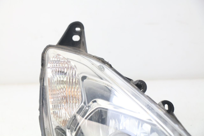 photo de PRAWA LAMPA PRZEDNIA PEUGEOT SATELIS 300 (2012 - 2015) - Inny kąt widzenia