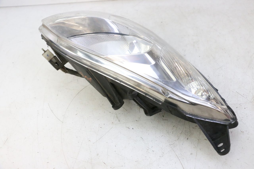 photo de PRAWA LAMPA PRZEDNIA PEUGEOT SATELIS 125 (2013 - 2018) - Część sprawdzona