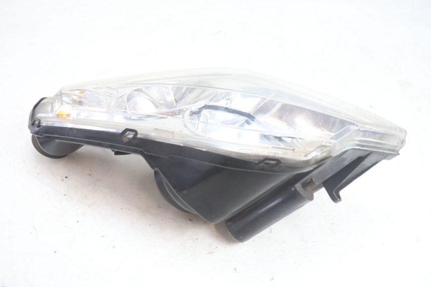 photo de PRAWA LAMPA PRZEDNIA PEUGEOT SATELIS 125 (2006 - 2009) - Inny kąt widzenia