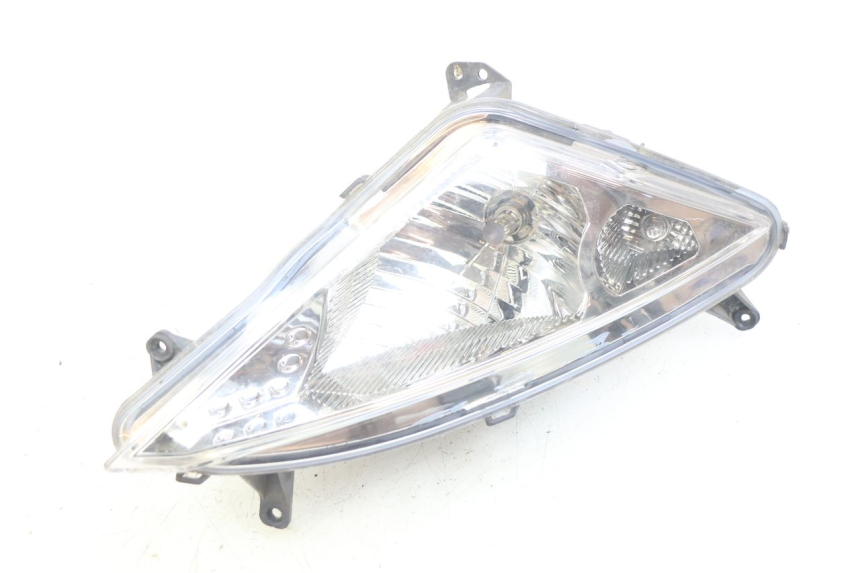 photo de PRAWA LAMPA PRZEDNIA PEUGEOT SPEEDFIGHT 3 AIR 50 (2009 - 2015) - Widok produktu