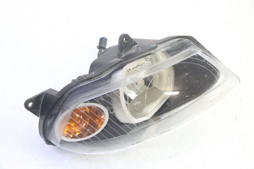 photo de PRAWA LAMPA PRZEDNIA YAMAHA TZR 50 (2008 - 2016) - Szczegół części