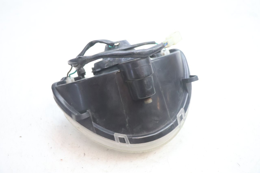 photo de PRZEDNIA LAMPA CF MOTO E-CHARM 125 (2005 - 2008) - Stan powierzchni