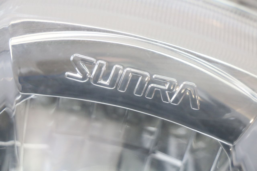 photo de REFLEKTOR PRZEDNI WAYSCRAL E-START 1 (2018 - 2022) - Zoom stanu zużycia