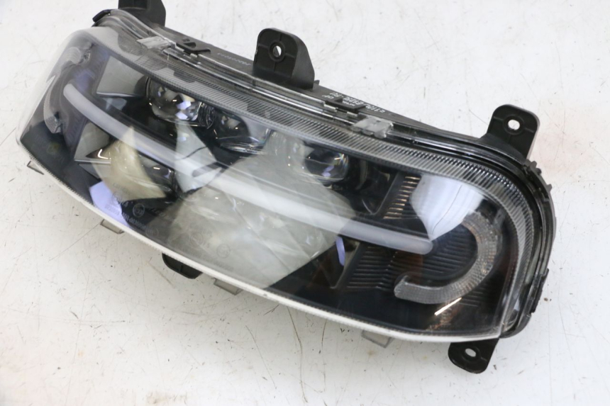 photo de REFLEKTOR PRZEDNI SEGWAY NINEBOT E125S 1 (2022 - 2026) - Zbliżenie techniczne