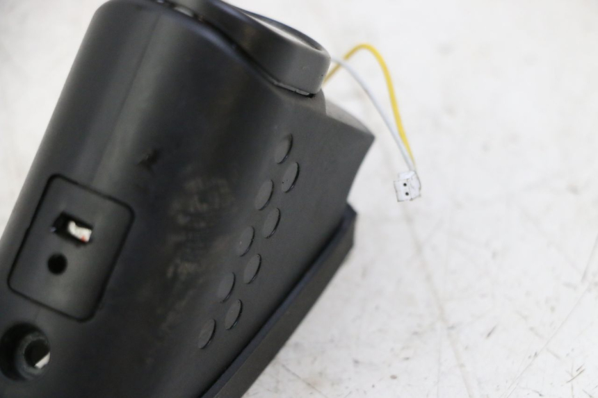 photo de REFLEKTOR PRZEDNI SEGWAY NINEBOT E2 1 - Zoom stanu zużycia