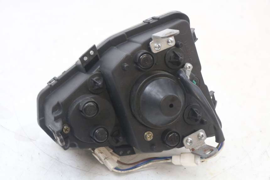 photo de REFLEKTOR PRZEDNI EBROH BRAVO GLE 1 (2020 - 2024) - Punkty mocowania