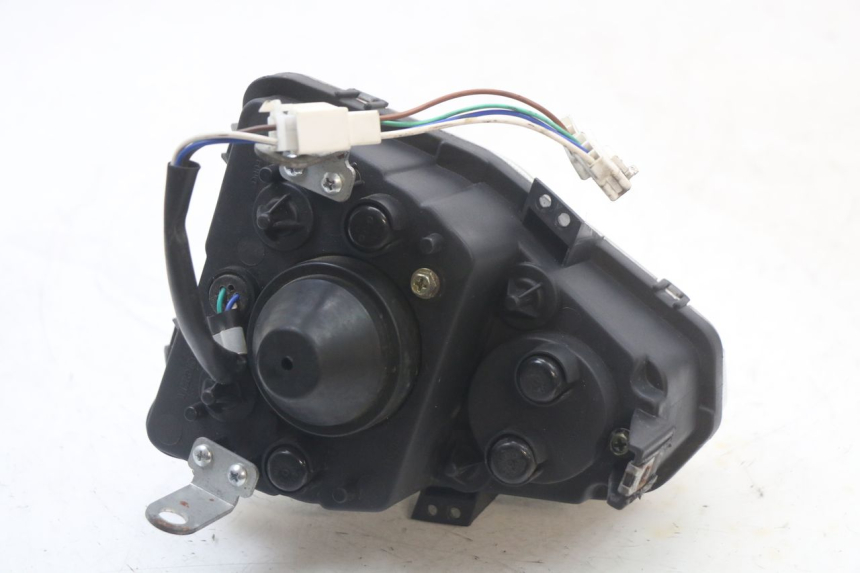 photo de REFLEKTOR PRZEDNI EBROH BRAVO GLE 1 (2020 - 2024) - Stan powierzchni