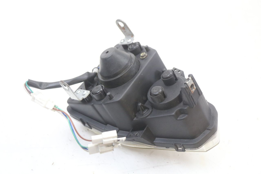 photo de REFLEKTOR PRZEDNI EBROH BRAVO GLE 1 (2020 - 2024) - Oznaczenia i referencje