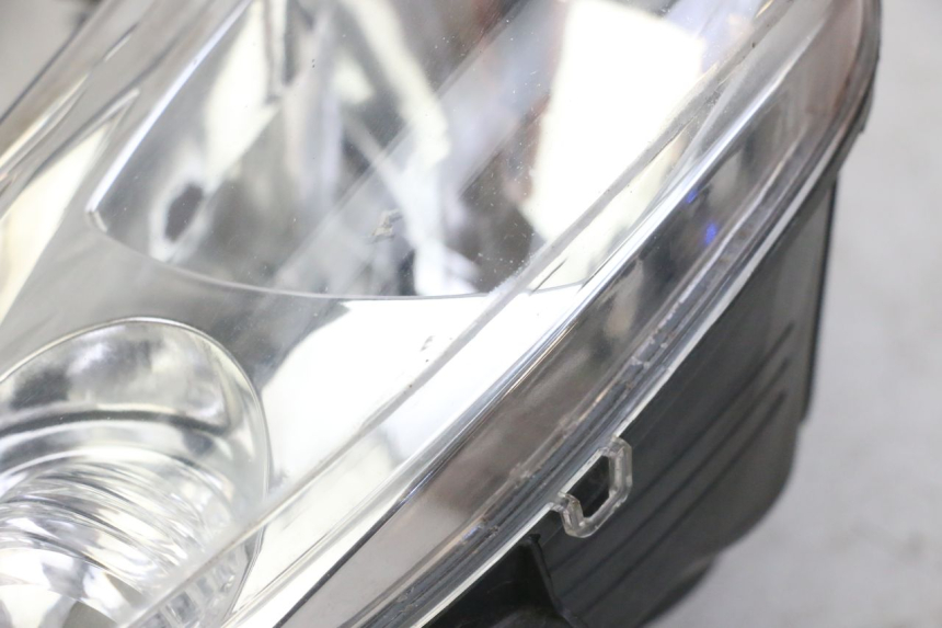 photo de REFLEKTOR PRZEDNI PEUGEOT ELYSTAR 125 (2002 - 2007) - Część sprawdzona