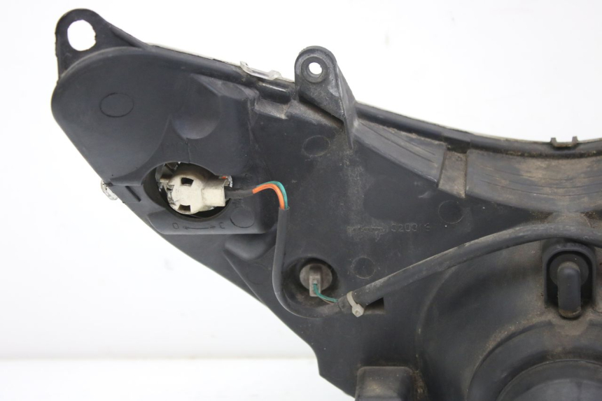 photo de REFLEKTOR PRZEDNI PEUGEOT ELYSTAR 50 (2002 - 2014) - Zbliżenie komponentów