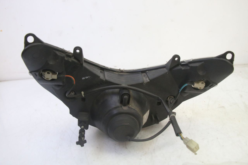 photo de REFLEKTOR PRZEDNI PEUGEOT ELYSTAR 50 (2002 - 2014) - Stan powierzchni