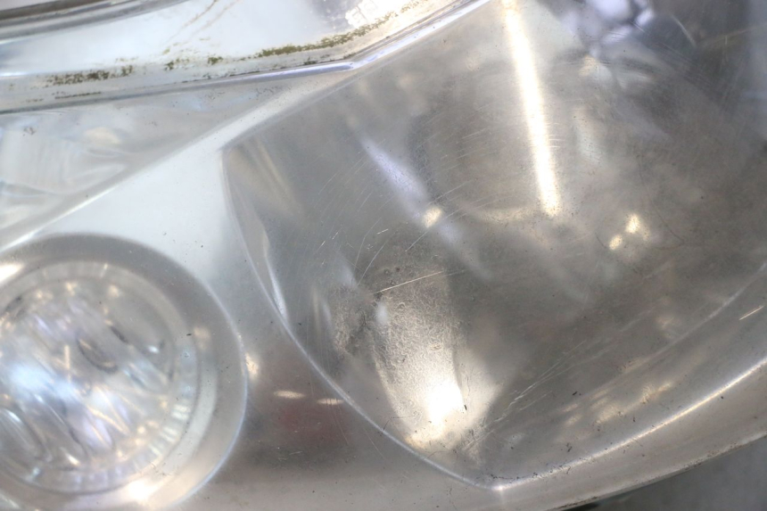 photo de REFLEKTOR PRZEDNI PEUGEOT ELYSTAR 50 (2002 - 2014) - Kontrola wizualna