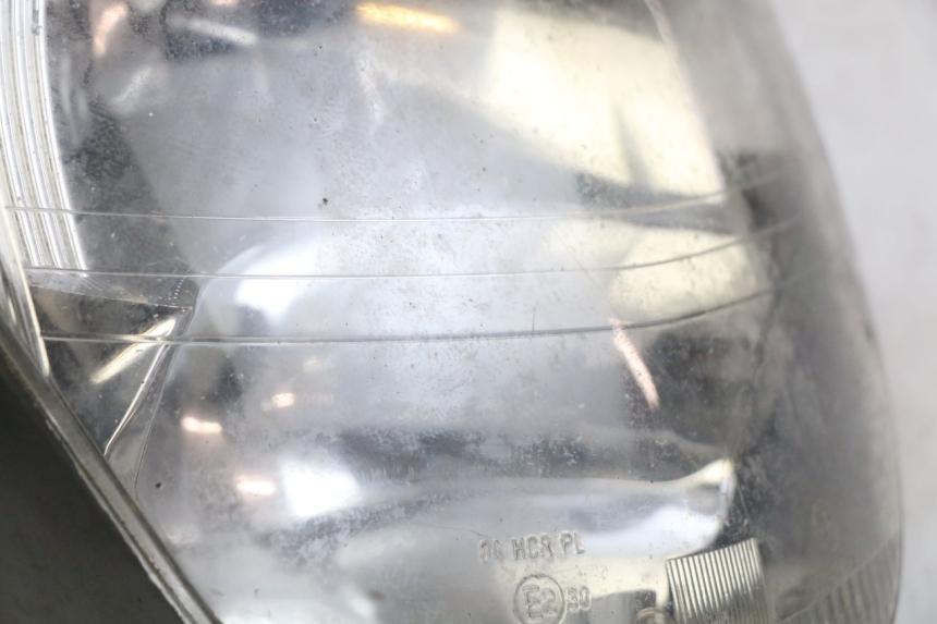 photo de REFLEKTOR PRZEDNI HONDA FES PANTHEON 2T 125 (1998 - 2002) - Zdjęcie dodatkowe