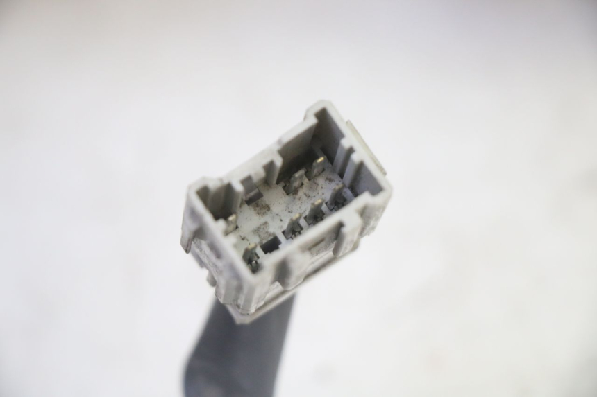 photo de REFLEKTOR PRZEDNI HONDA FES S-WING SWING ABS 125 (2007 - 2015) - Oznaczenia i referencje