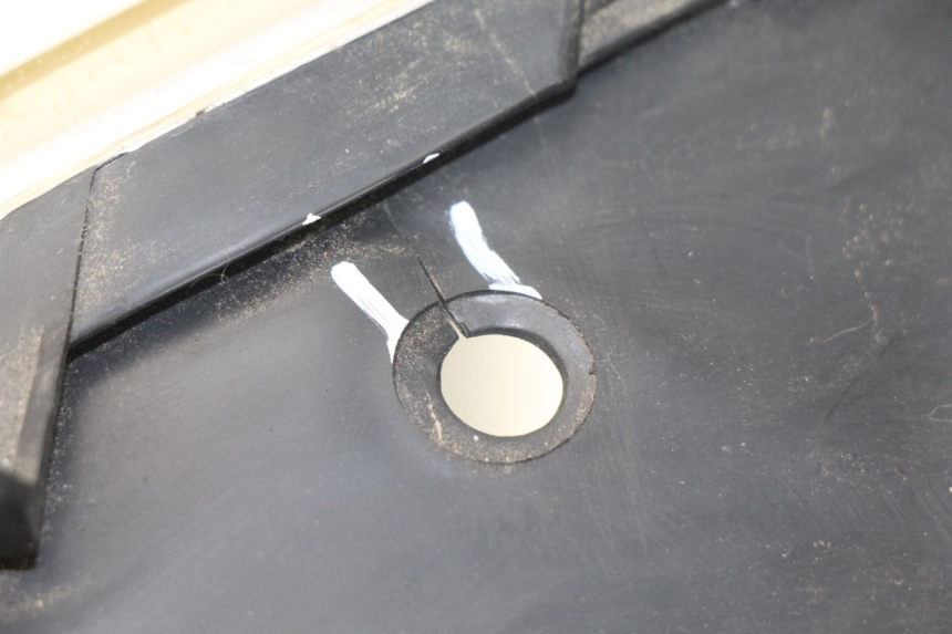 photo de REFLEKTOR PRZEDNI LINTEX FEVER 2T 50 (2009 - 2022) - Szczegóły charakterystyczne