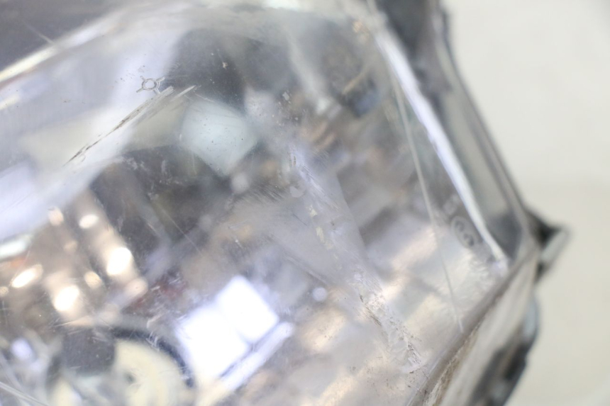 photo de REFLEKTOR PRZEDNI STAHO FH 50 (2018 - 2019) - Inny kąt widzenia