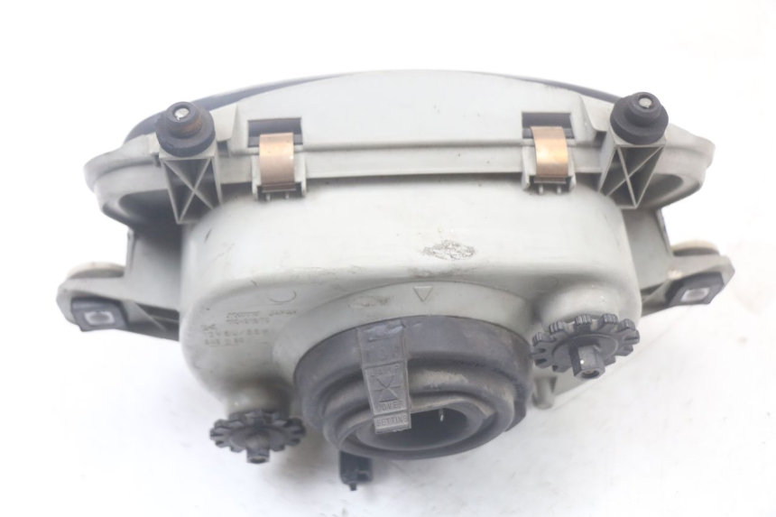 photo de REFLEKTOR PRZEDNI YAMAHA FJ 3CX 1200 (1986 - 1996) - Inny kąt widzenia