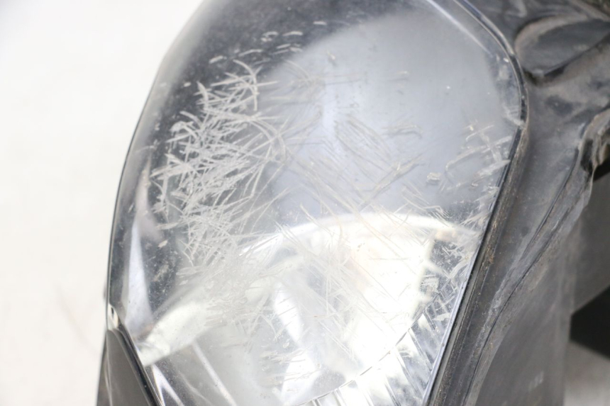 photo de REFLEKTOR PRZEDNI YAMAHA FJR ABS 1300 (2006 - 2012) - Zbliżenie techniczne