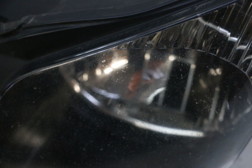 photo de REFLEKTOR PRZEDNI YAMAHA FJR ABS 1300 (2006 - 2012) - Szczegół części