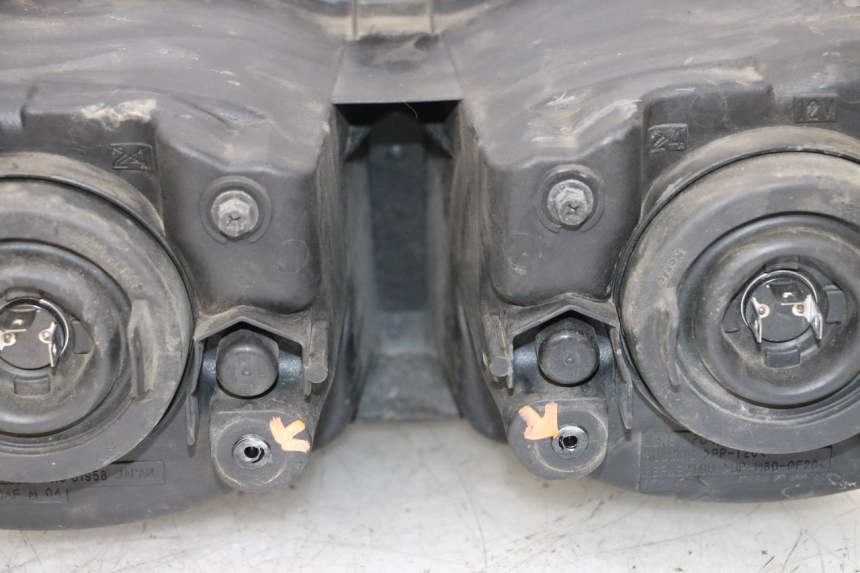 photo de REFLEKTOR PRZEDNI YAMAHA FJR ABS 1300 (2006 - 2012) - Widok produktu