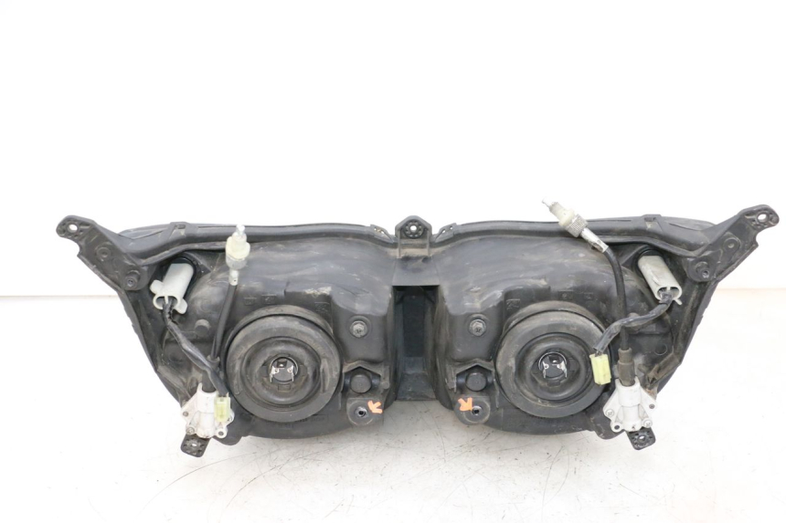 photo de REFLEKTOR PRZEDNI YAMAHA FJR ABS 1300 (2006 - 2012) - Szczegóły charakterystyczne