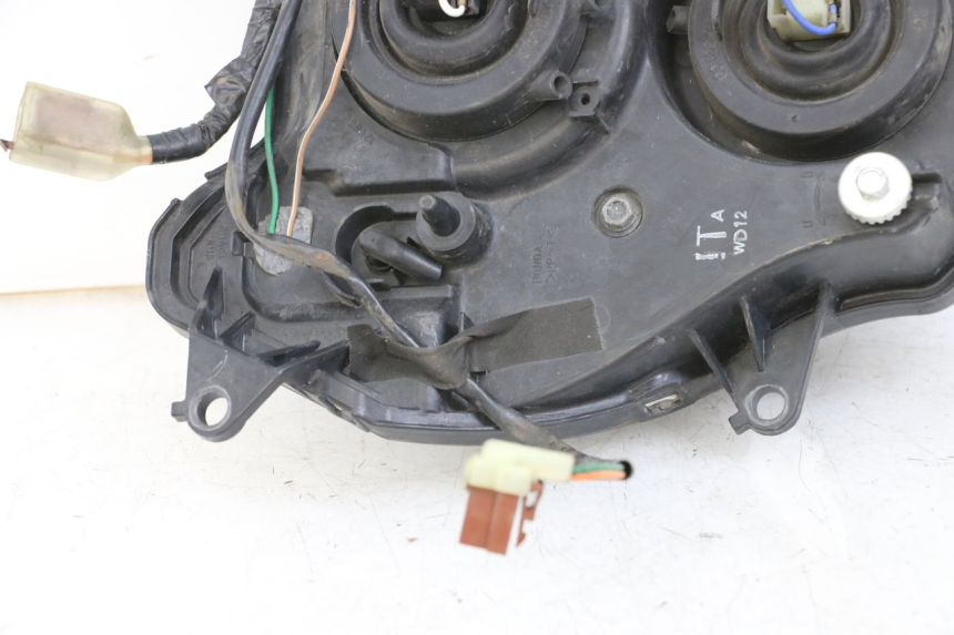 photo de REFLEKTOR PRZEDNI HONDA FJS SILVER WING SILVERWING 400 (2005 - 2008) - Szczegół części