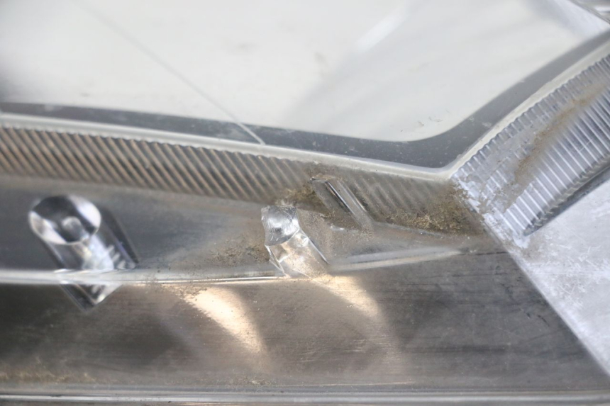 photo de REFLEKTOR PRZEDNI HONDA FJS SILVERWING SILVER WING 600 (2001 - 2010) - Szczegół części