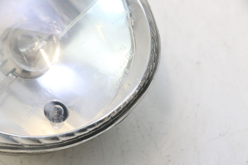 photo de REFLEKTOR PRZEDNI PIAGGIO FLY 2T 50 (2004 - 2017) - Zoom stanu zużycia