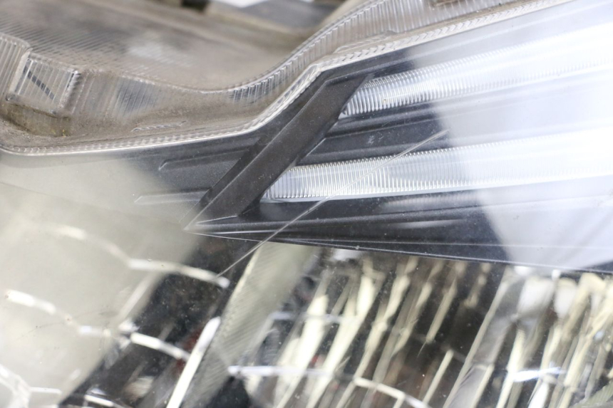 photo de REFLEKTOR PRZEDNI HONDA FORZA 125 (2015 - 2016) - Zdjęcie dodatkowe